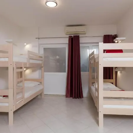 Free Bird - Bed In Bed Mixed 5 * Dubrovnik