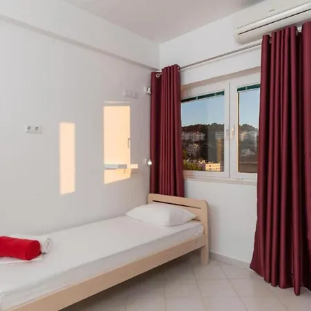 Free Bird - Bed In Bed Mixed 5 Holiday home